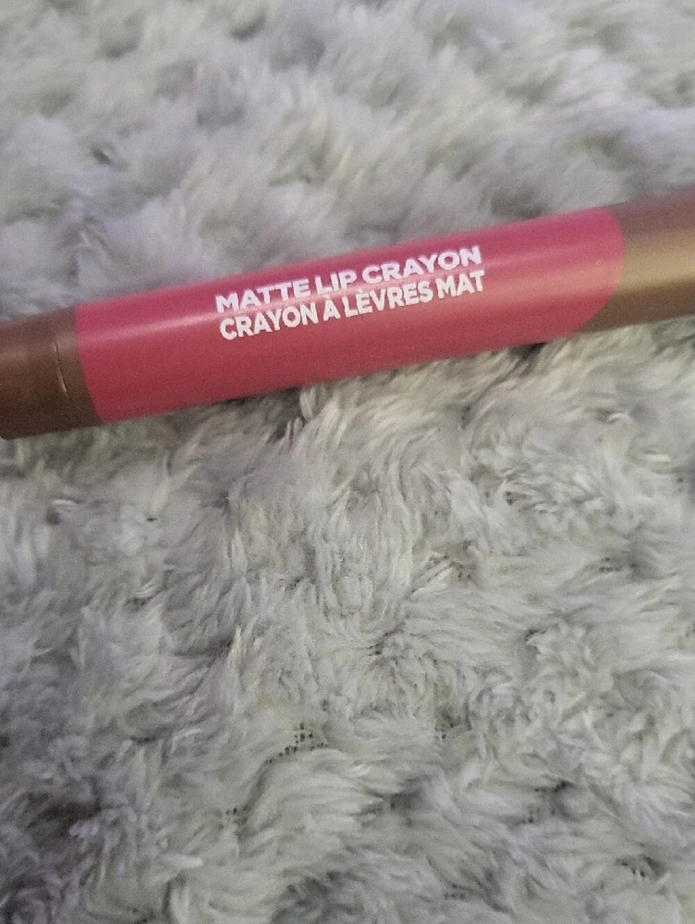 New L'oreal Matte Lip Crayon - 503 Hot Apricot